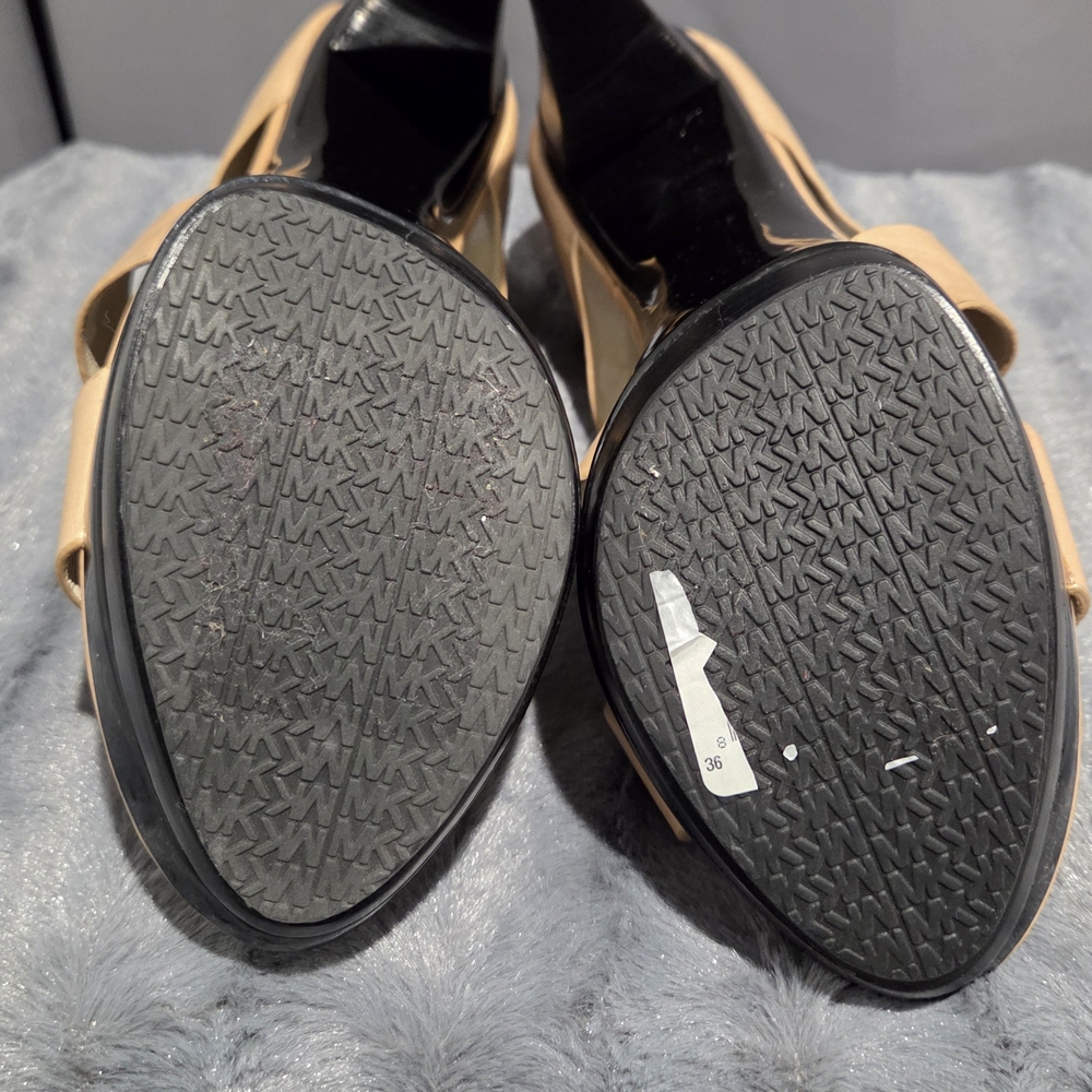 Michael Kors Women's Tan Strappy Sandals - Picture 4 of 5